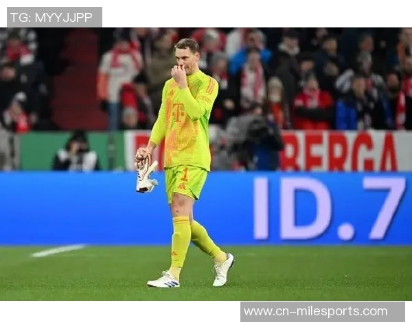 乌尔比希强调战胜科隆是首要目标不愿评论诺伊尔续约问题